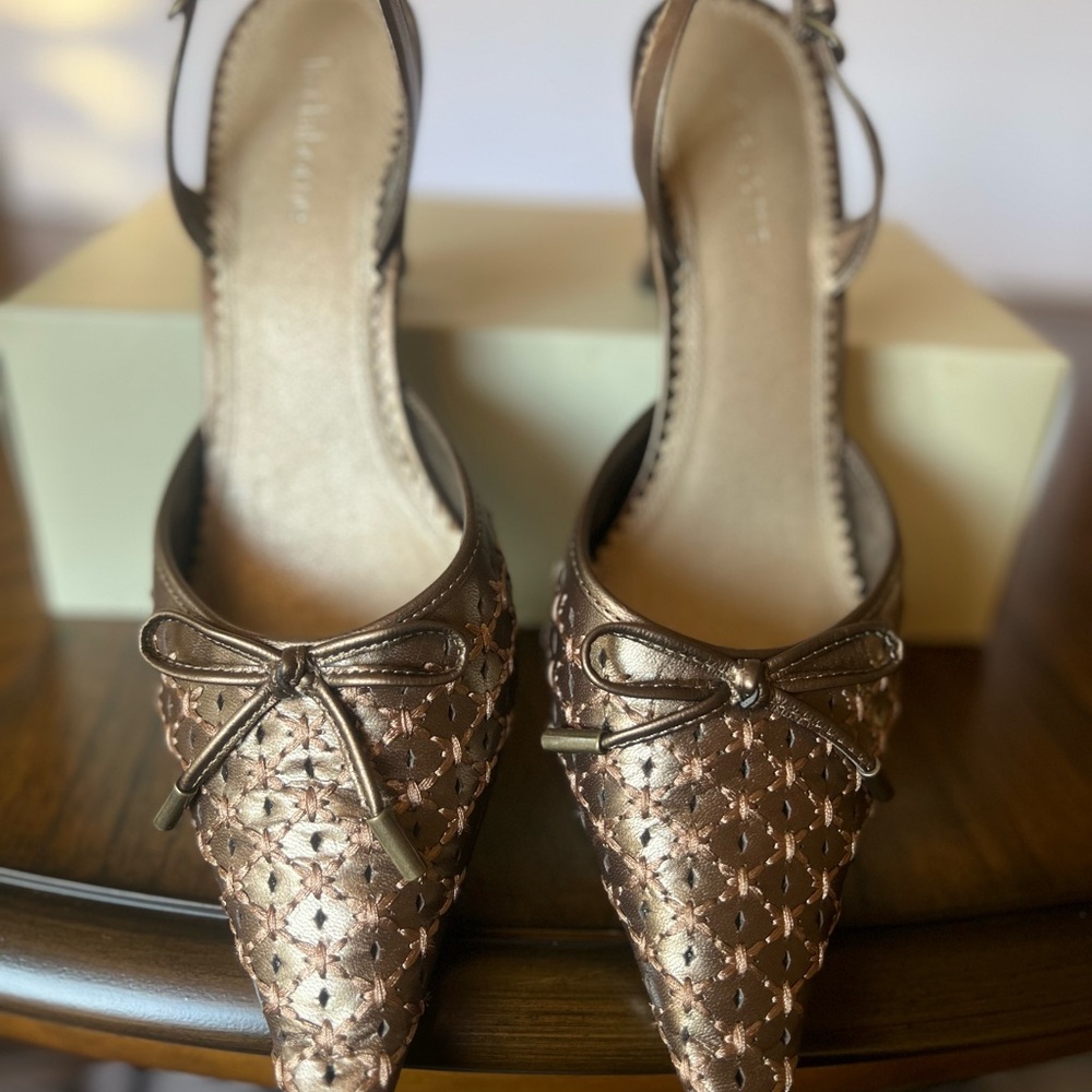 Liz Claiborne Bronze Woven Heels with Bow